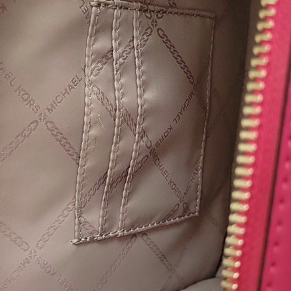 Michael Kors Jet Set Charm Handle/Crossbody Purse, Rubin Red NWT - Picture 7 of 16